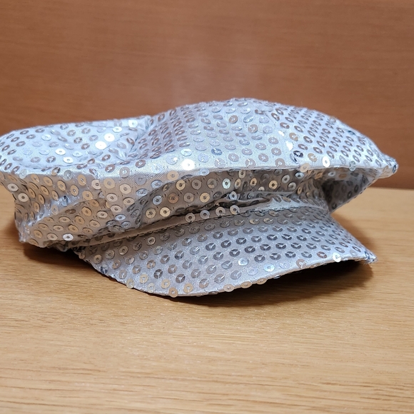 Silver Sequin Newsboy Hat -Child -NEW! - Picture 1 of 6